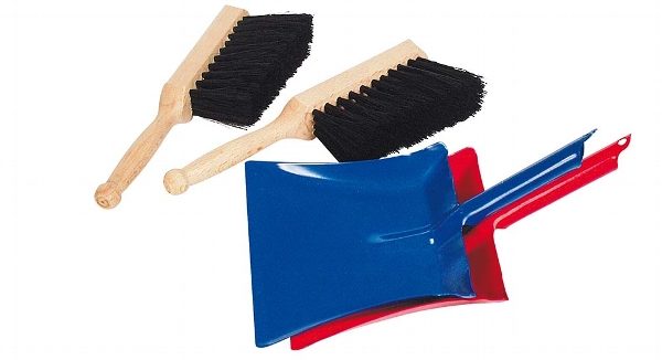 GOKI Broom and Dustpan Set